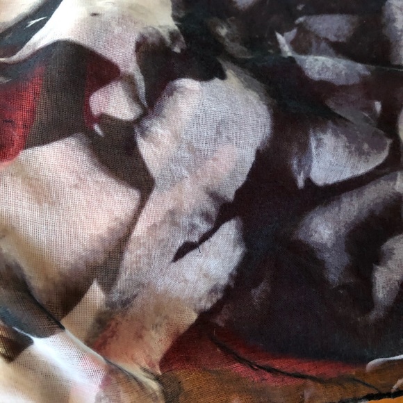 Scarf - Picture 3 of 4